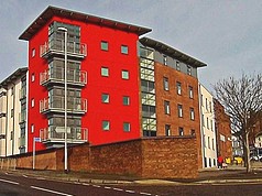 červený moderní dům